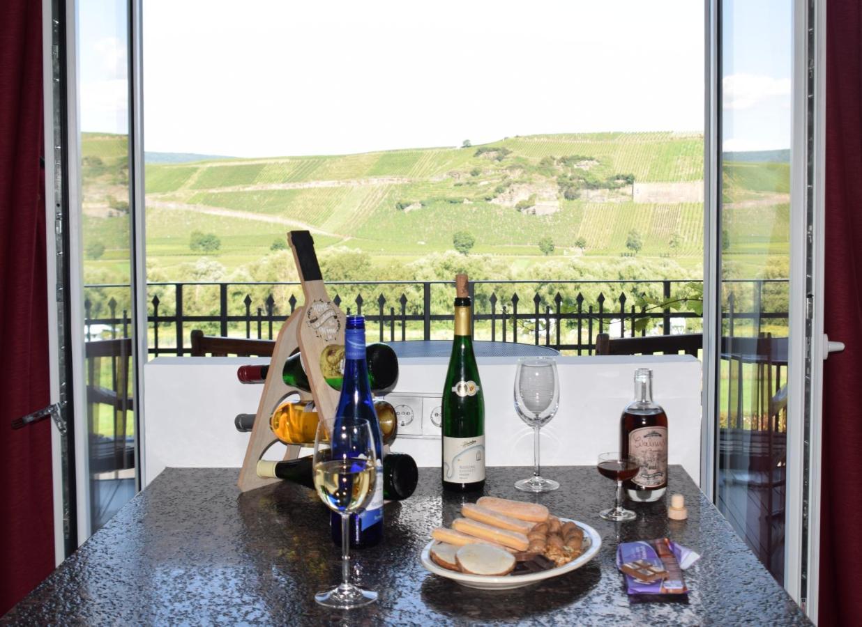 The Old Gemeinde House By The Mosel River برونبيبيرغ المظهر الخارجي الصورة