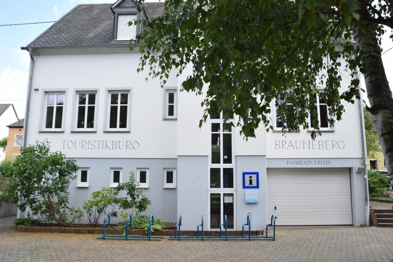 The Old Gemeinde House By The Mosel River برونبيبيرغ المظهر الخارجي الصورة